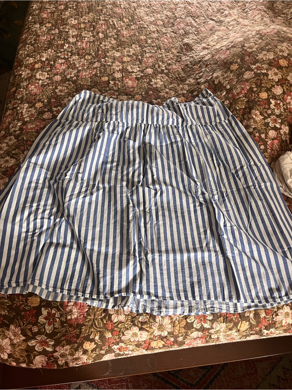 Old Navy | 3X | Drop Waist striped skirt